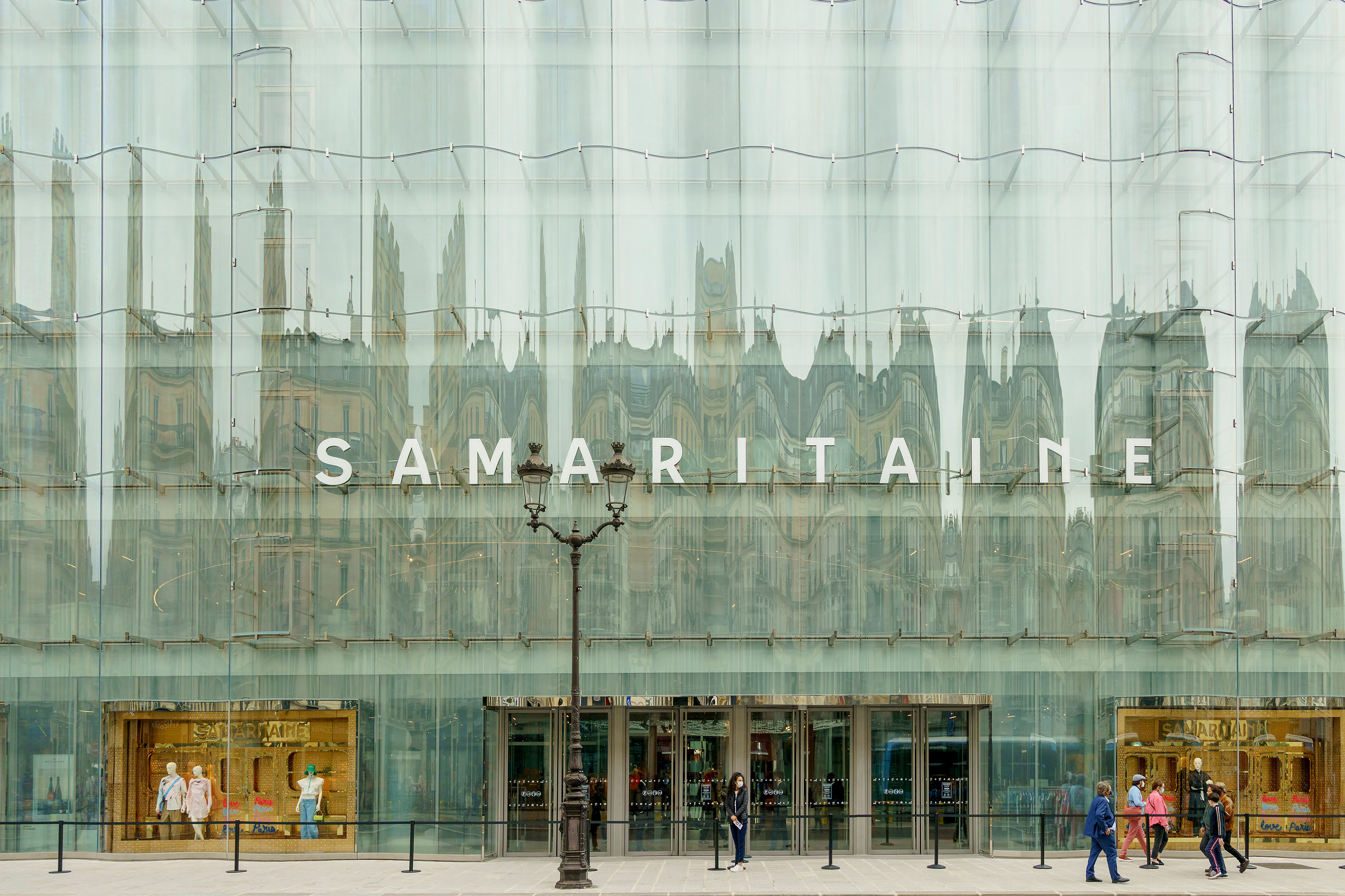 La Samaritaine: The Story Behind the Legend